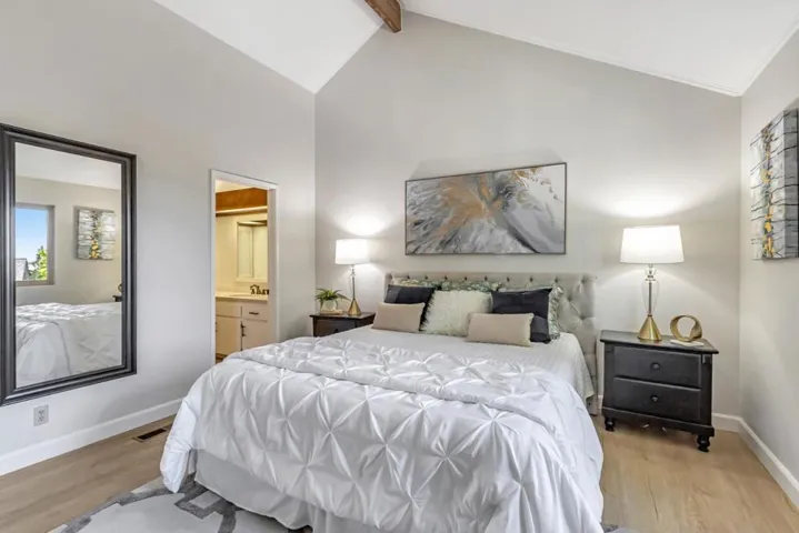 23008 Cricket Hill Road, Cupertino, California 95014