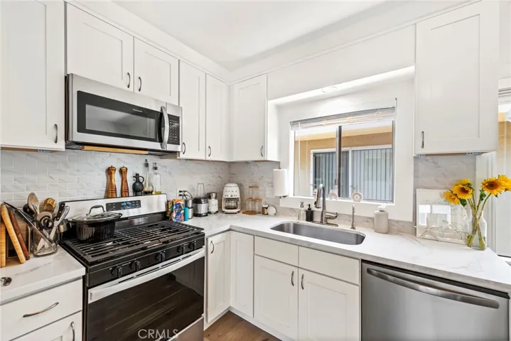 216 Avenida Lobeiro, San Clemente, California 92672