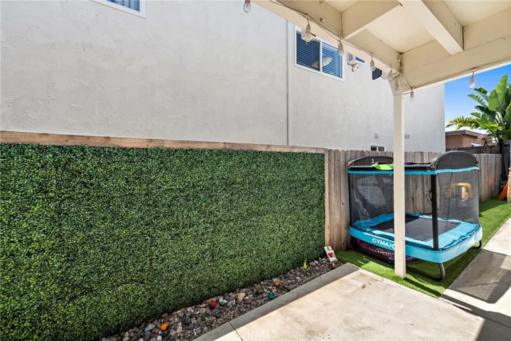 216 Avenida Lobeiro, San Clemente, California 92672