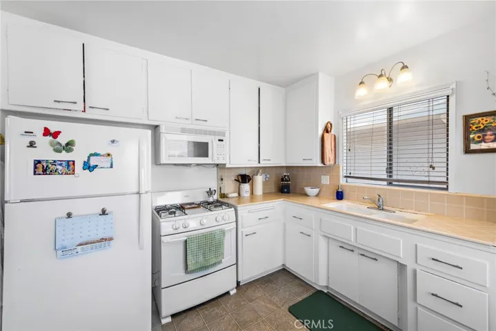 216 Avenida Lobeiro, San Clemente, California 92672