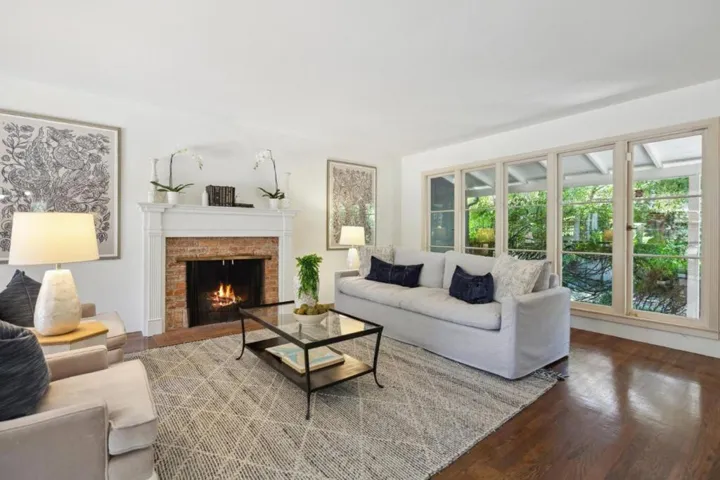 2047 Byron Street, Palo Alto, California 94301