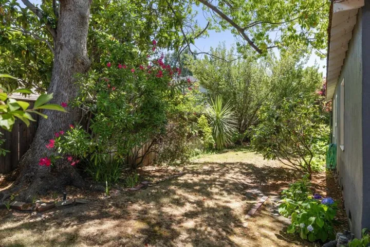 2047 Byron Street, Palo Alto, California 94301