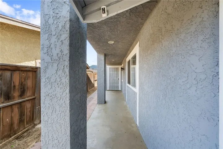 3611 Raven Drive, Lake Elsinore, California 92530