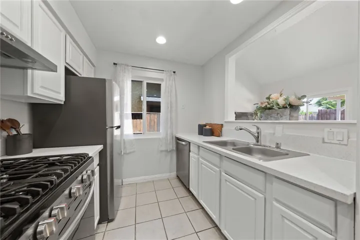 3611 Raven Drive, Lake Elsinore, California 92530
