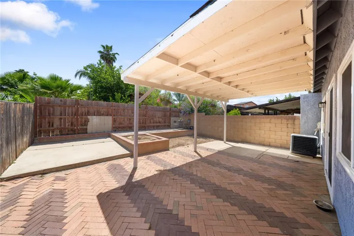 3611 Raven Drive, Lake Elsinore, California 92530