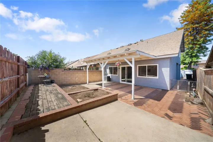 3611 Raven Drive, Lake Elsinore, California 92530
