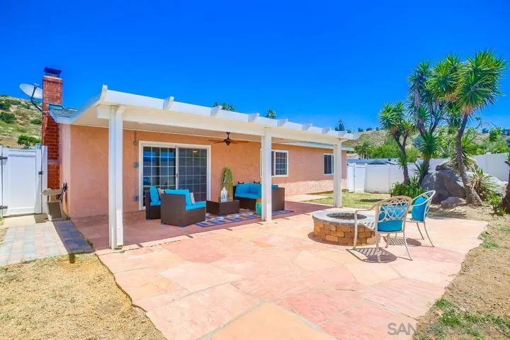 13151 Casa Grande, Lakeside, California 92040