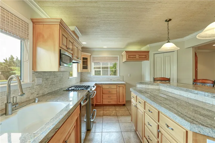 110 Seacliff Drive, Pismo Beach, California 93449