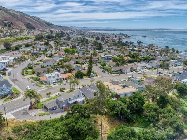 110 Seacliff Drive, Pismo Beach, California 93449