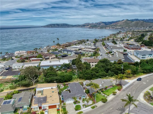 110 Seacliff Drive, Pismo Beach, California 93449