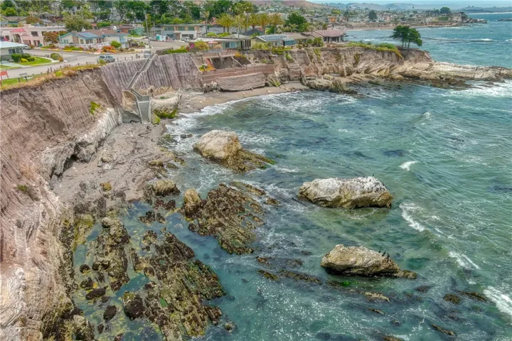 110 Seacliff Drive, Pismo Beach, California 93449