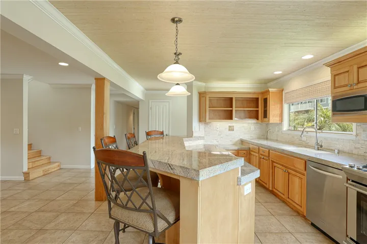 110 Seacliff Drive, Pismo Beach, California 93449