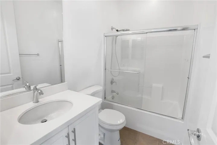 5742 Acacia Lane, Lakewood, California 90712