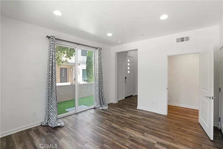 5742 Acacia Lane, Lakewood, California 90712