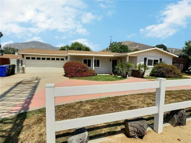 2407 Armstrong Road, Jurupa Valley, California 92509