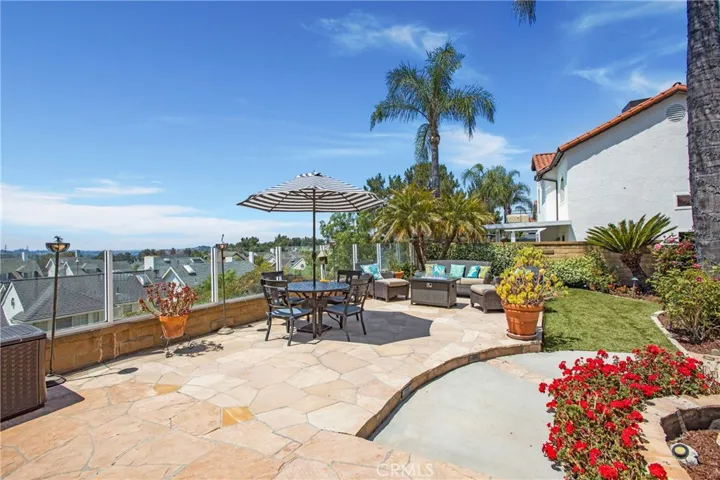 Oh, what a view of Mission Viejo's hillsides and city lights!