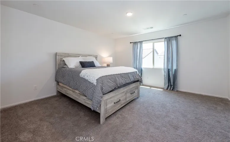 32969 Middlegate Place, Lake Elsinore, California 92530