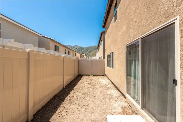 32969 Middlegate Place, Lake Elsinore, California 92530
