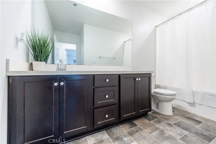 32969 Middlegate Place, Lake Elsinore, California 92530