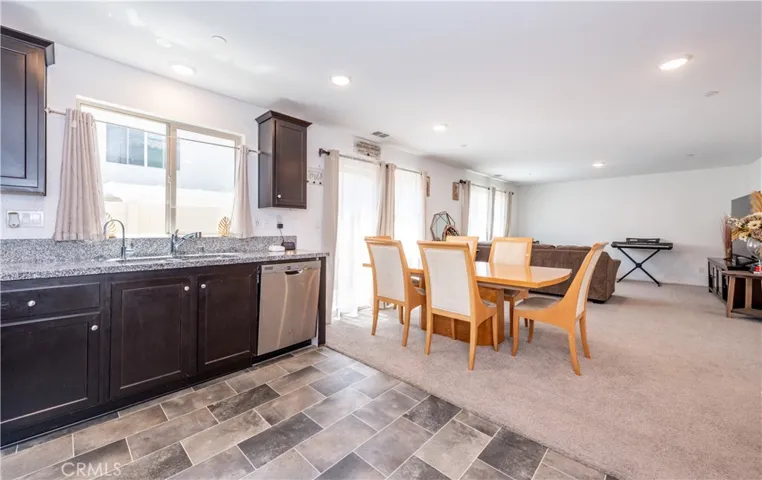 32969 Middlegate Place, Lake Elsinore, California 92530