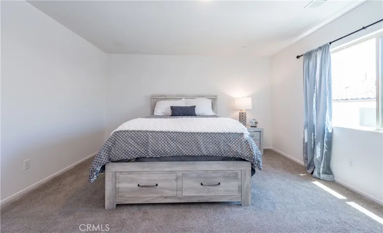 32969 Middlegate Place, Lake Elsinore, California 92530
