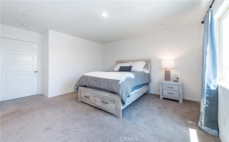 32969 Middlegate Place, Lake Elsinore, California 92530