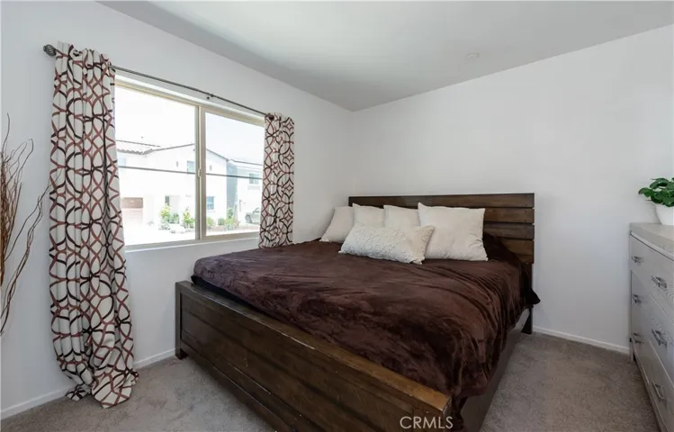 32969 Middlegate Place, Lake Elsinore, California 92530