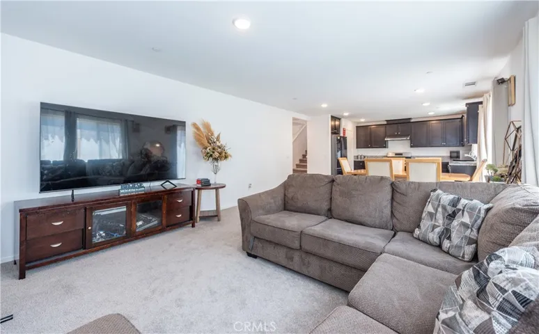 32969 Middlegate Place, Lake Elsinore, California 92530