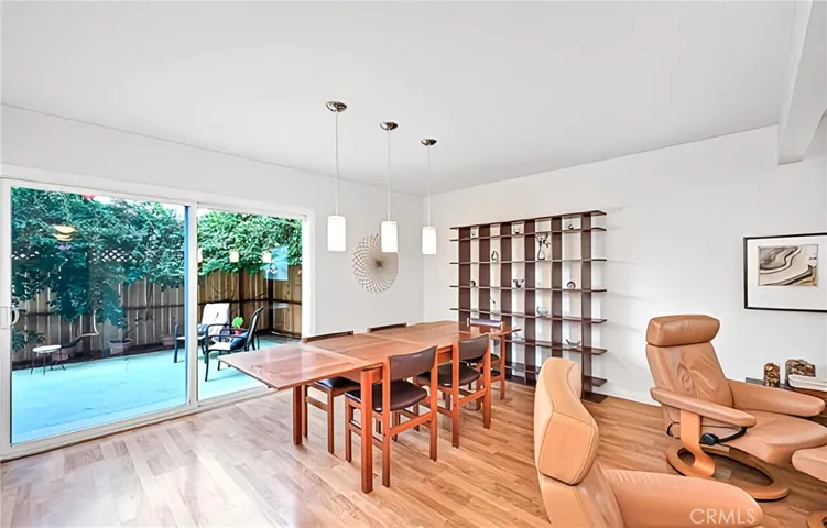 4047 Larwin Avenue, Cypress, California 90630