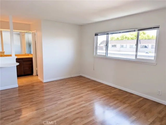 4047 Larwin Avenue, Cypress, California 90630