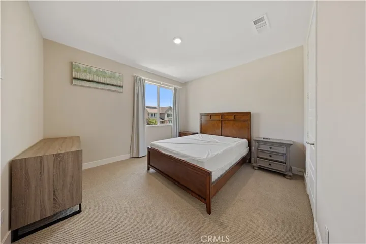 52 Harlow, Irvine, California 92618