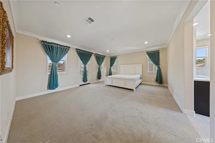 52 Harlow, Irvine, California 92618