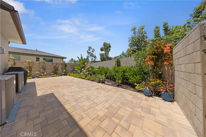 52 Harlow, Irvine, California 92618