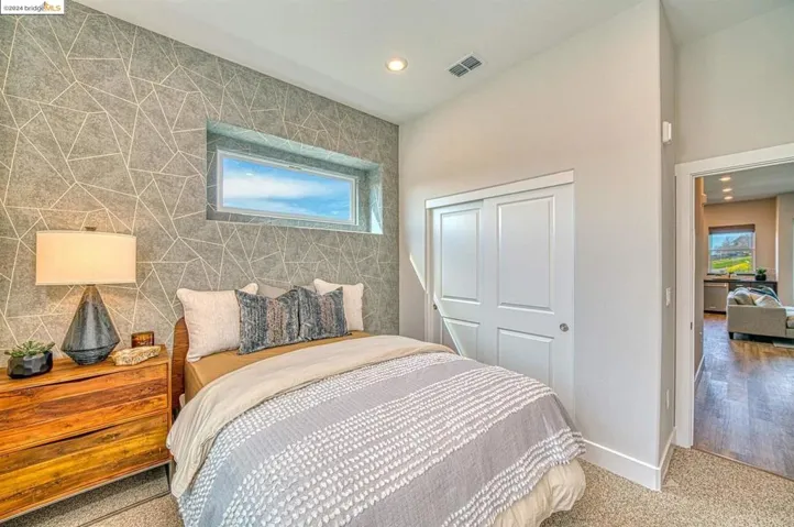 596 Somi 51, Hayward, California 94544