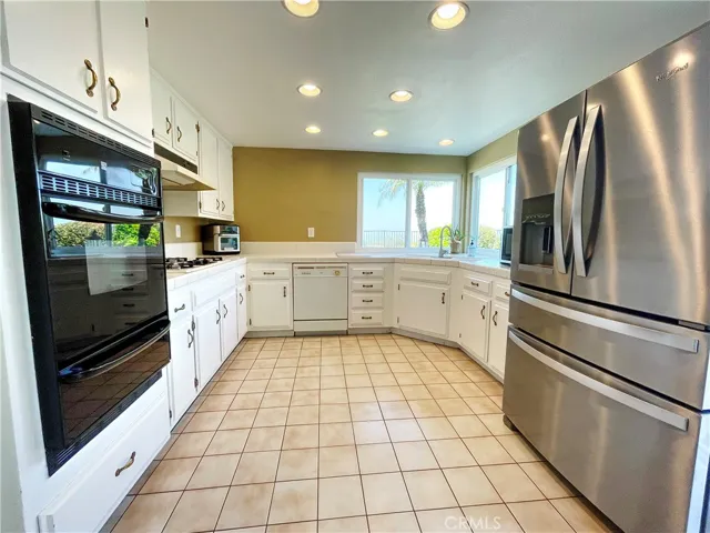 6681 E Smokewood Circle, Anaheim Hills, California 92807