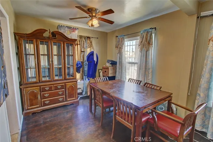 1622 W 84th Street, Los Angeles, California 90047