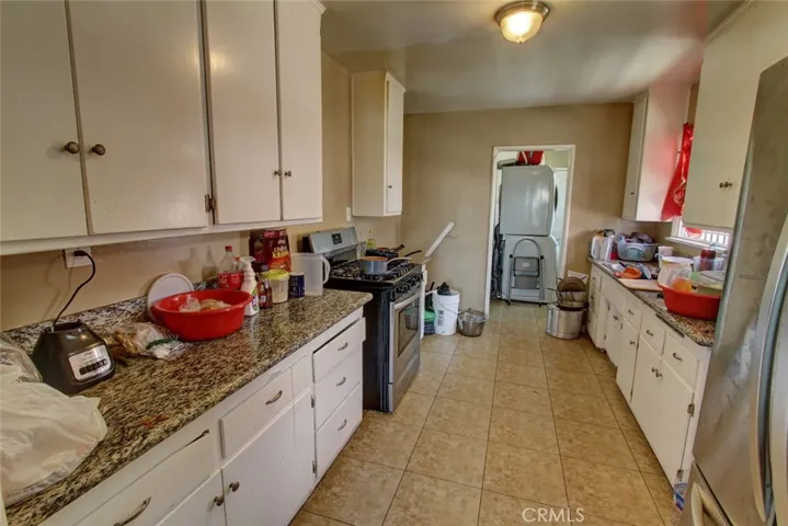 1622 W 84th Street, Los Angeles, California 90047