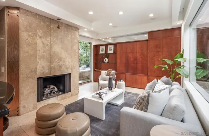 1677 Torrance St., San Diego, California 92103