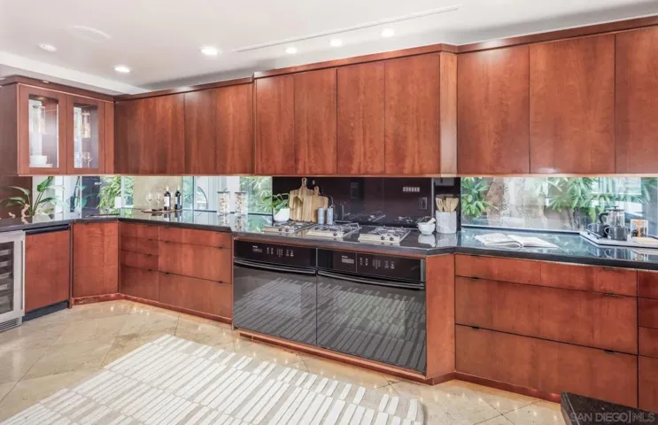 1677 Torrance St., San Diego, California 92103
