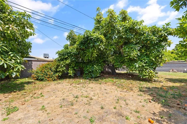 10261 Lesterford Avenue, Downey, California 90241