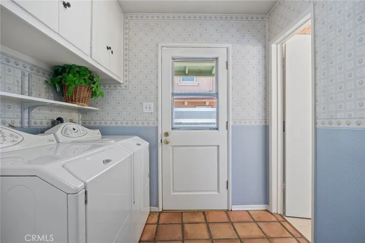 10261 Lesterford Avenue, Downey, California 90241