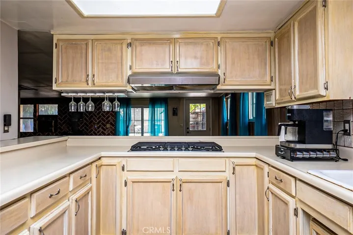 633 S 5th Street, Colton, California 92324