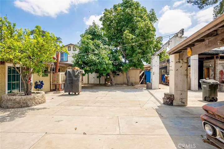 633 S 5th Street, Colton, California 92324