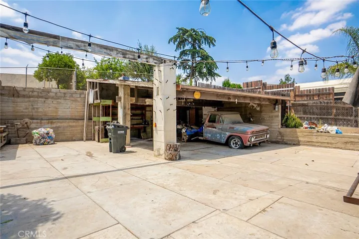 633 S 5th Street, Colton, California 92324