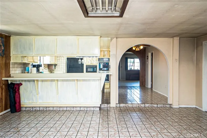 633 S 5th Street, Colton, California 92324