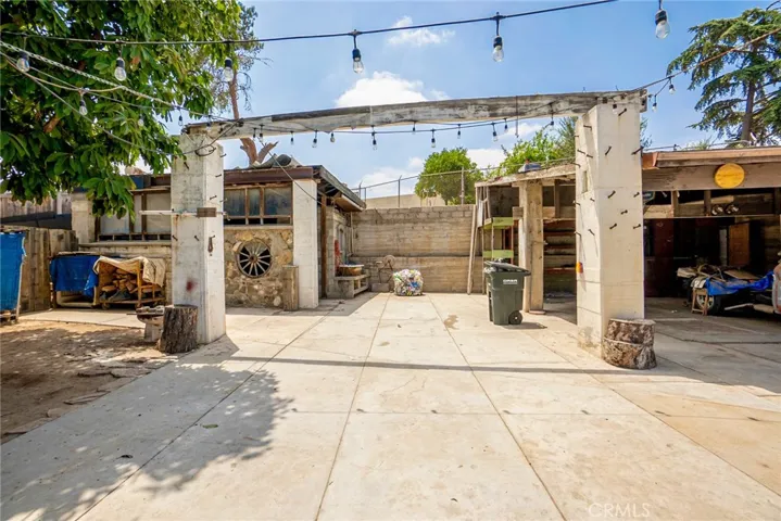 633 S 5th Street, Colton, California 92324