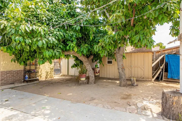 633 S 5th Street, Colton, California 92324
