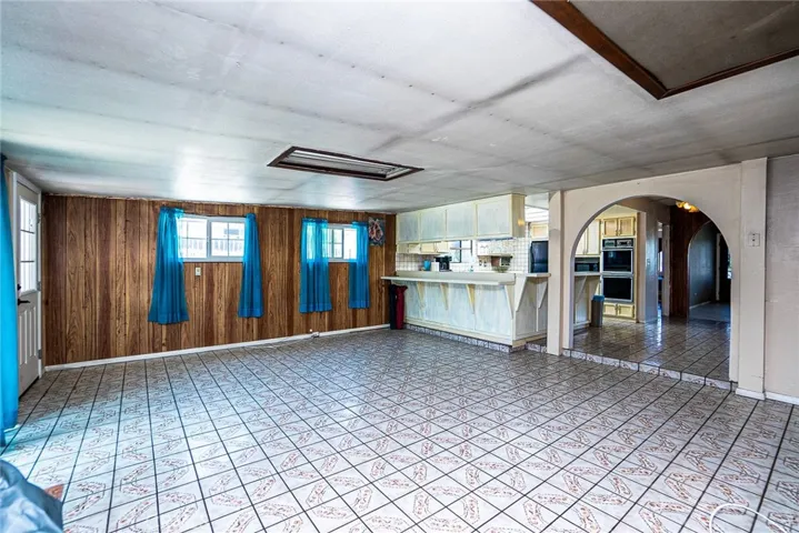 633 S 5th Street, Colton, California 92324