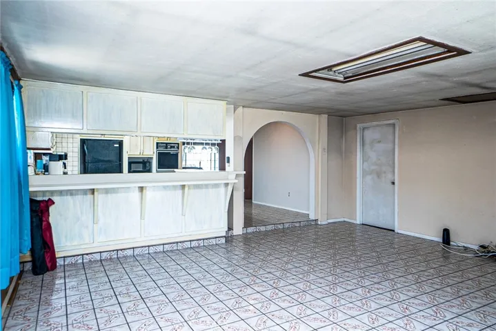 633 S 5th Street, Colton, California 92324
