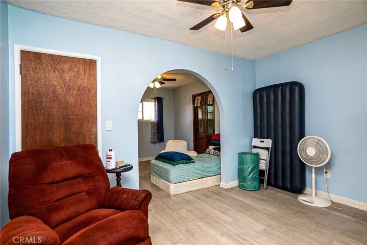 633 S 5th Street, Colton, California 92324